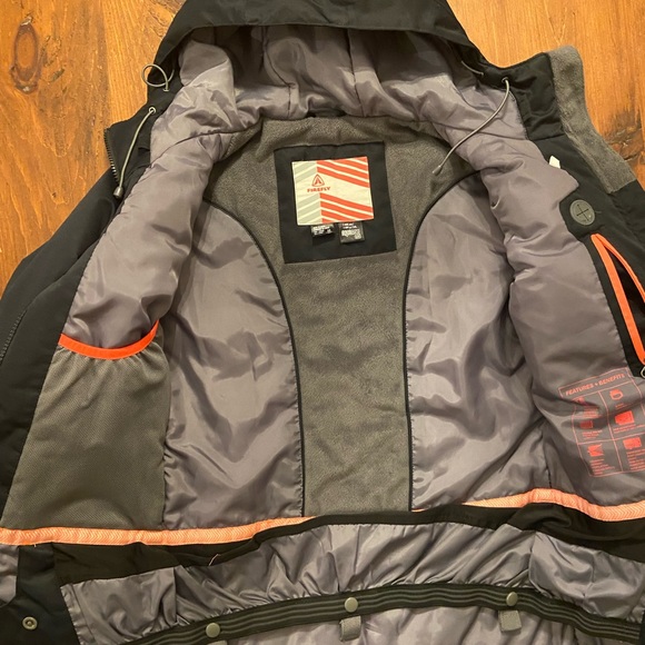 Firefly Snowboard Coat - Picture 1 of 7